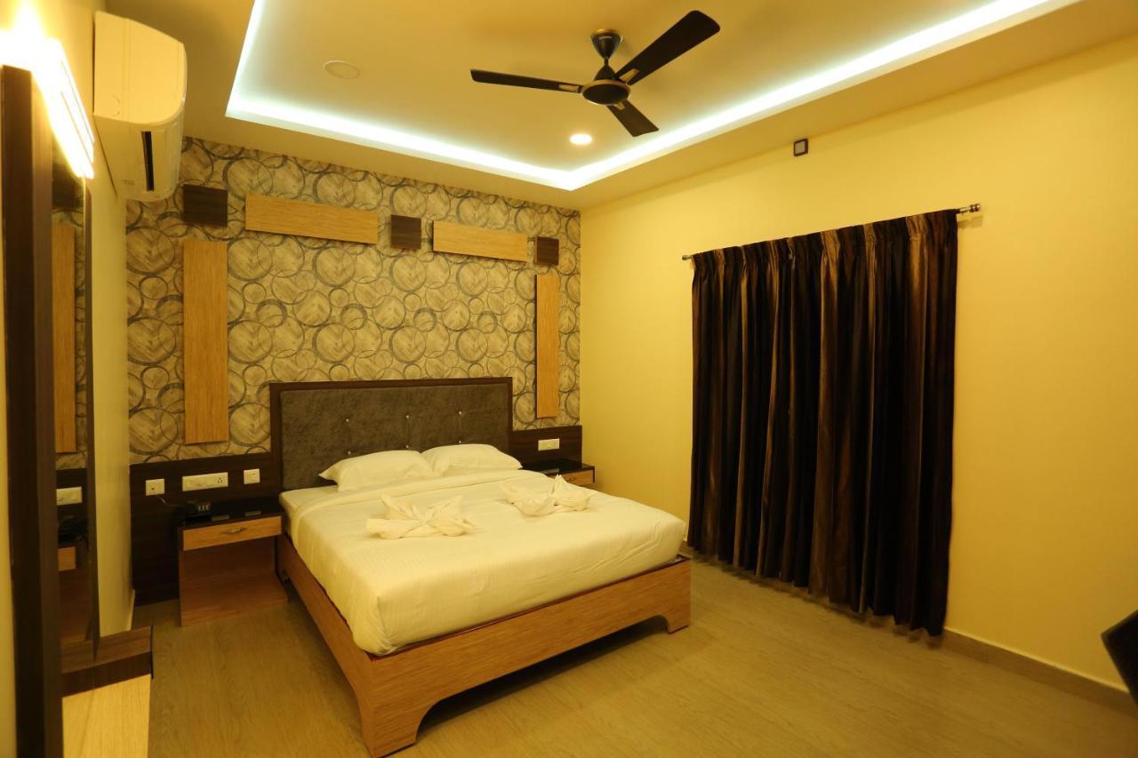 Vedha Residency Hotel Tiruvannamalai Bagian luar foto