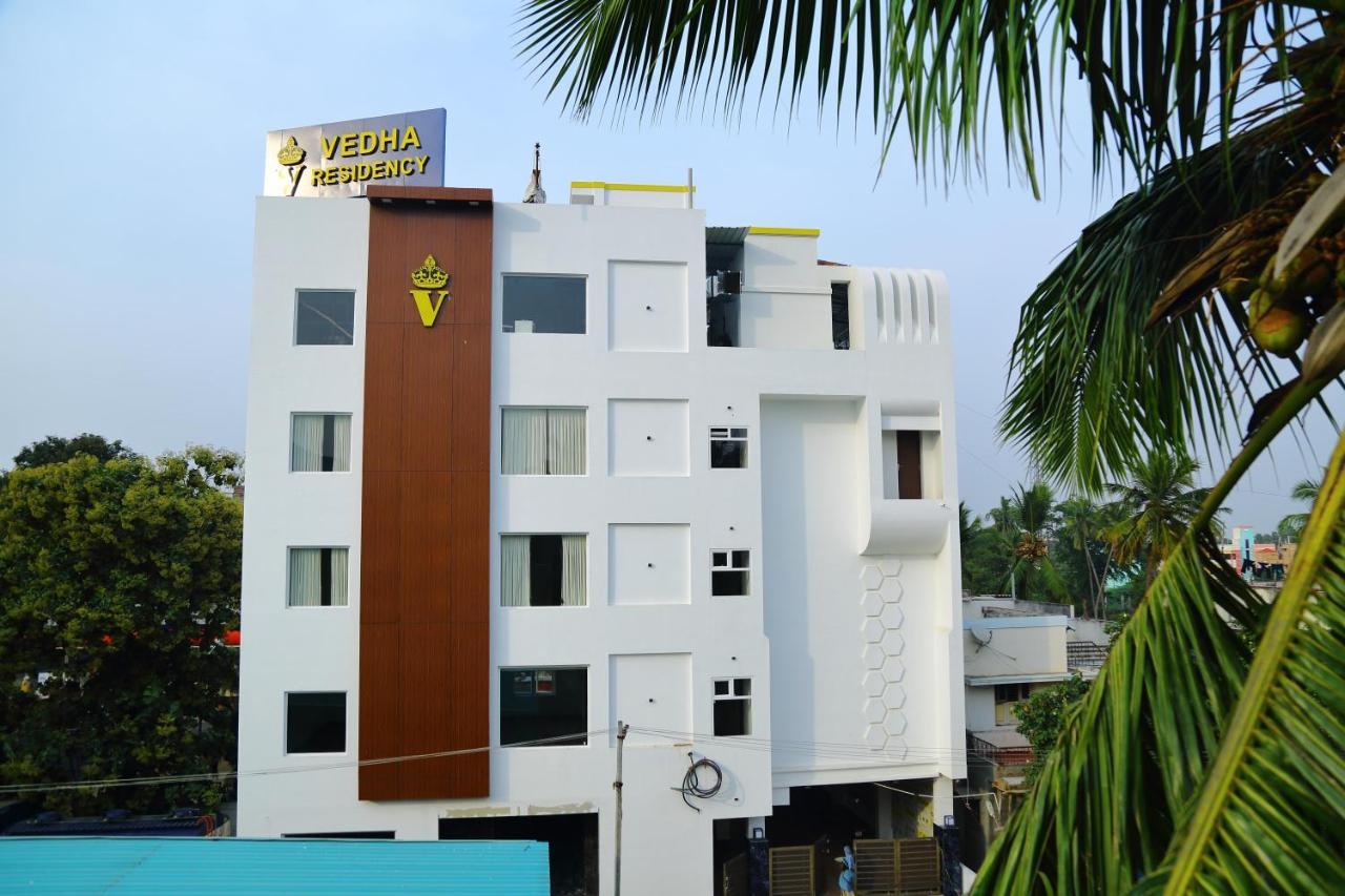 Vedha Residency Hotel Tiruvannamalai Bagian luar foto