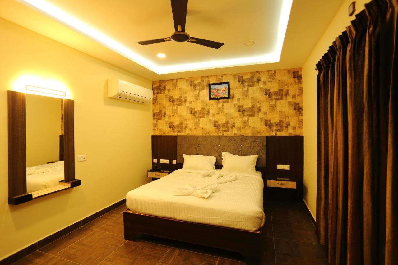 Vedha Residency Hotel Tiruvannamalai Bagian luar foto