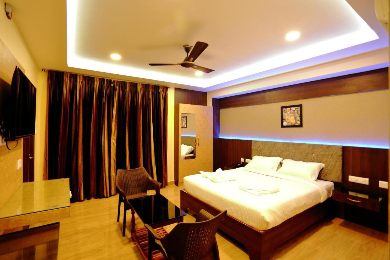 Vedha Residency Hotel Tiruvannamalai Bagian luar foto