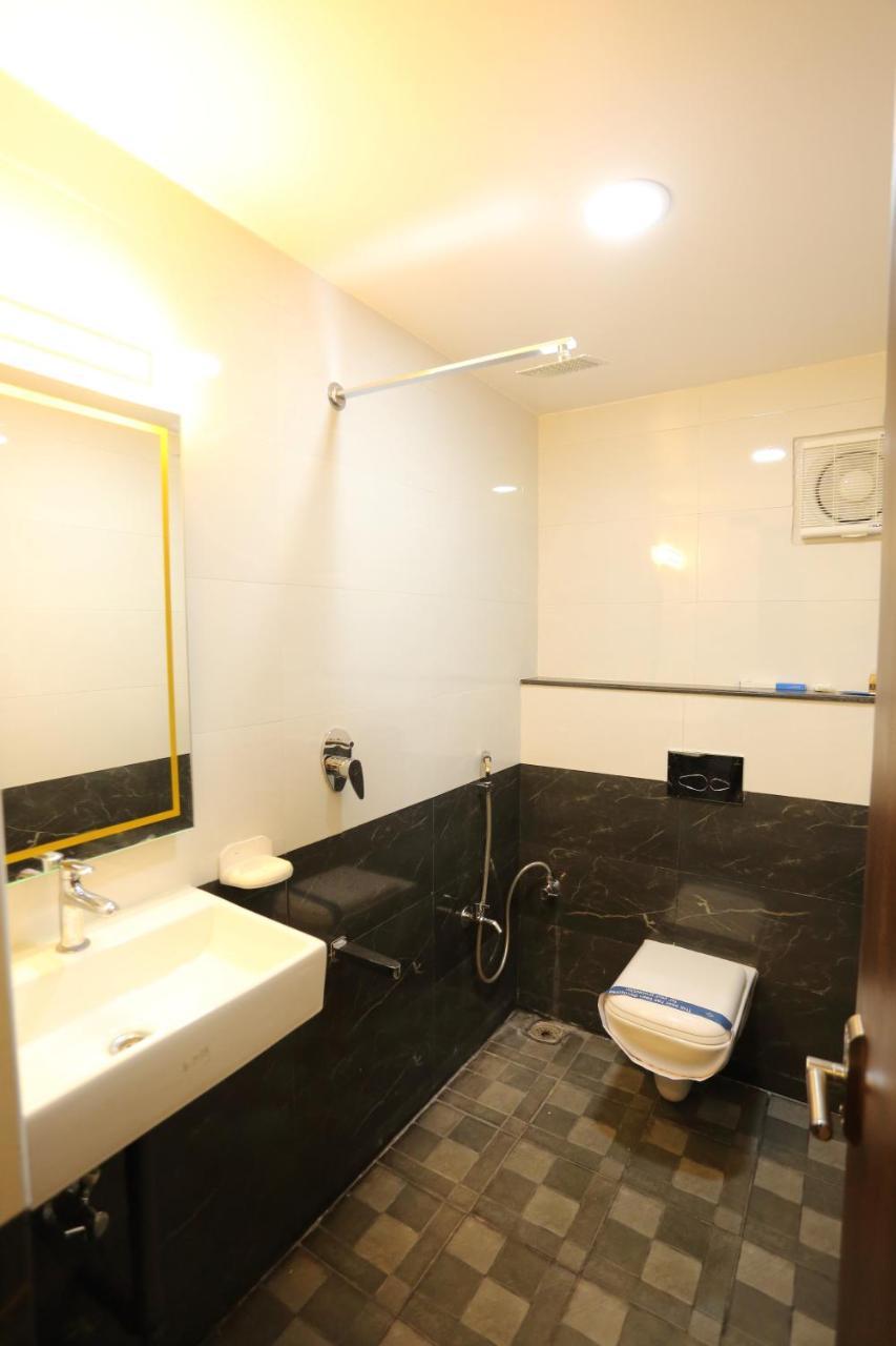 Vedha Residency Hotel Tiruvannamalai Bagian luar foto